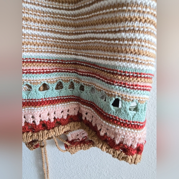 Forever 21 - Medium Crop Top - Picture 5 of 6